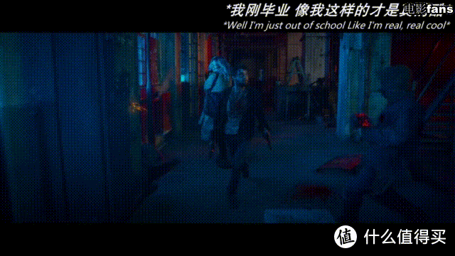 在逃生游戏里挨C好玩吗?游戏测评看这篇!