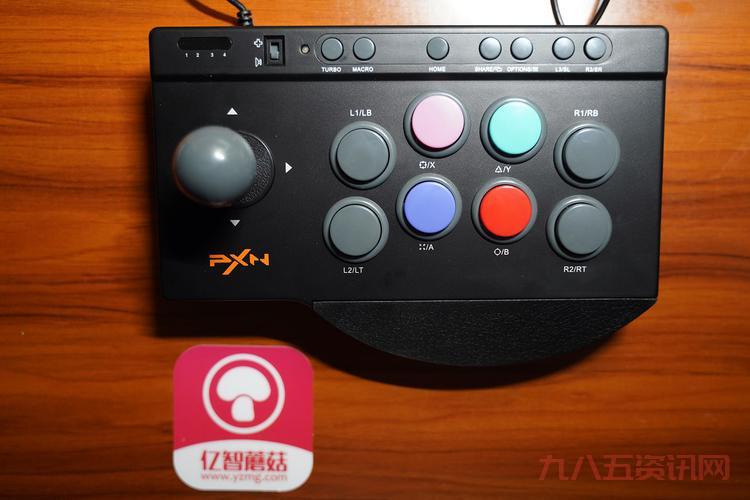 小霸王珍藏版84合1开箱测评,带你重温童年乐趣!